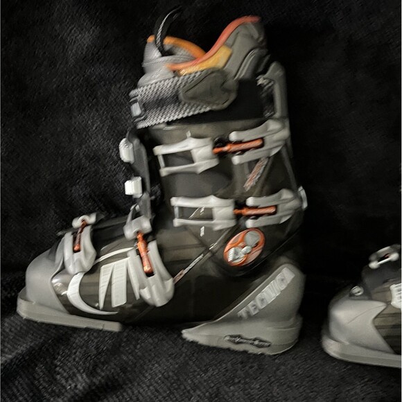 Tecnica Ski Boots Diablo Flame 26.5 Mens 260-265  Skiing 304mm Sz 8.5 Italy main image 12